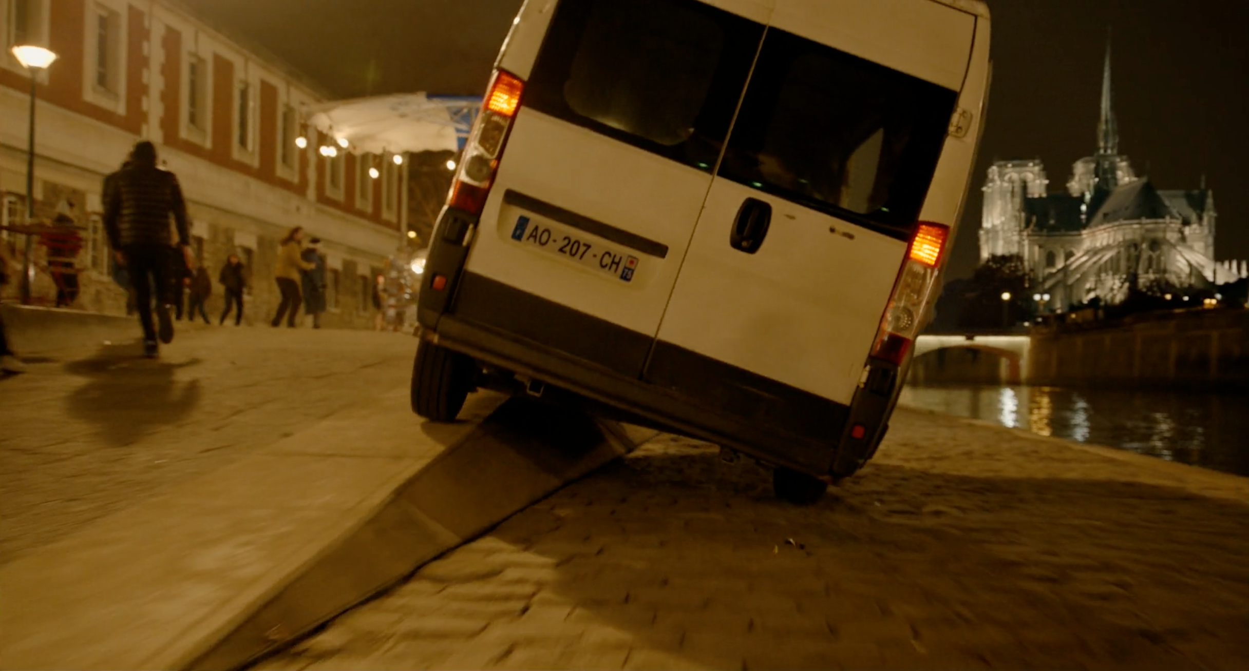 After Shot of Netflix 's Murder Mystery 2 showcasing the VFX work of The Yard on the set creation, including the inlay of Notre Dame de Paris in the background