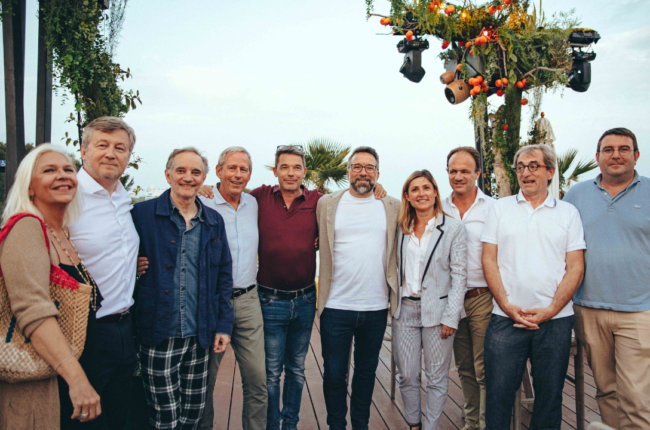 From left to right: Véronique Cuilhe (PICS Studio), Jean Louis Eude (Dark Matters Solutions), Alain Guiraudon, Jacques Vienne and Sébastien Giraud (PICS Studio), Laurens Ehrmann (The Yard), Cécile Barral (Occitanie Region), Antoine Pietrera (PICS Studio), Luc Pourrinet and Simon Vanesse (ArtFX) (©naïri)