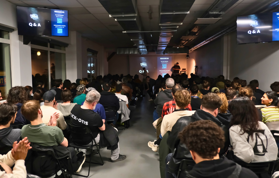 Fully packed room for the first Paris Houdini HUG during the first Paris Houdini HUG event during which Fabian Nowak, head of FX at the France-based VFX studio The Yard, presented the work done on the effects simulations for The Rings of Power Season 2, which was awarded best VFX in a series and Best FX Simulations at the 2025 Genie Awards ceremony, held during PIDS 2025.