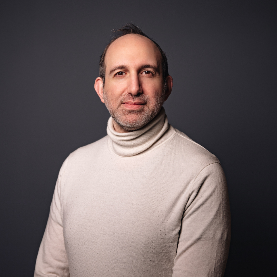 Harry Bardak is the Head of VFX of the Fance-based studio The Yard.