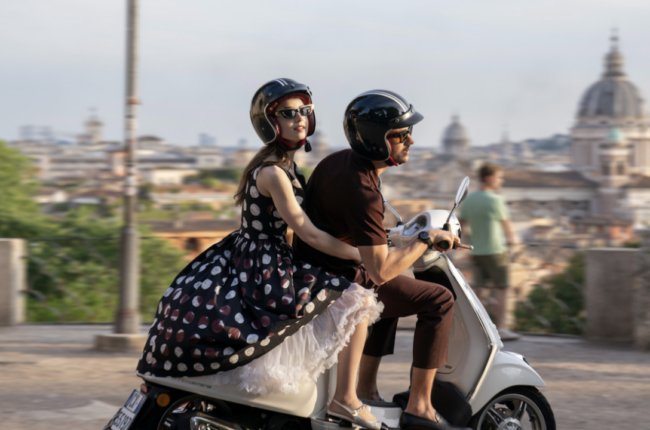 "Emily in Paris - Season 4 Part 1" keeps on leading Netflix's Top 10 Series with 14.9 million views on its second release week. The France VFX studio The Yard crafted the digital visual effects of this new installment of "Emily in Paris".